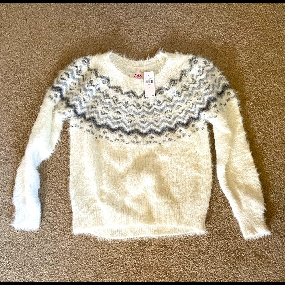 Justice soft and fuzzy sweater!